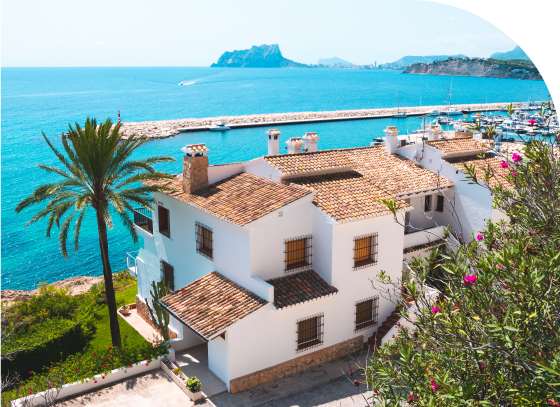 Ofertas inmobiliarias en la Costa Blanca, en el corazón del Mediterráneo. Residencia frente al mar.