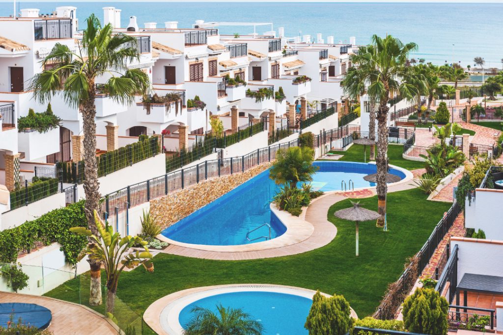 Imagen destacada para Consejos para empezar la compra de tu vivienda en la Costa Blanca