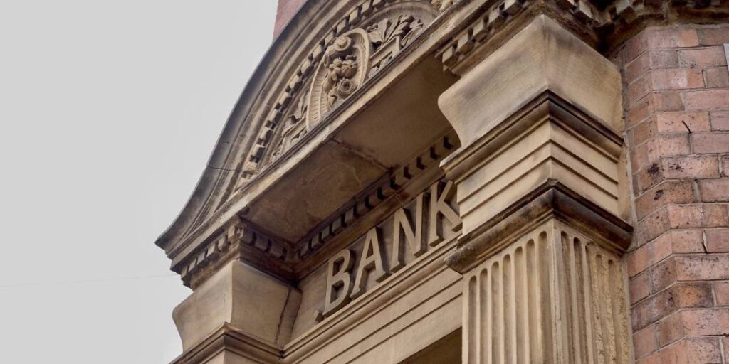El banco y la hipoteca para la compra de tu vivienda en la Costa Blanca